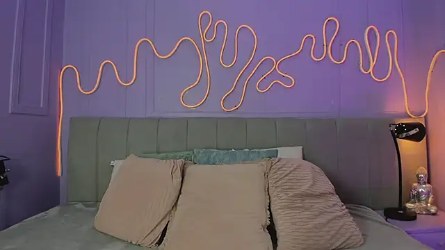 Mai higurashi online show from 26, 9, 2025