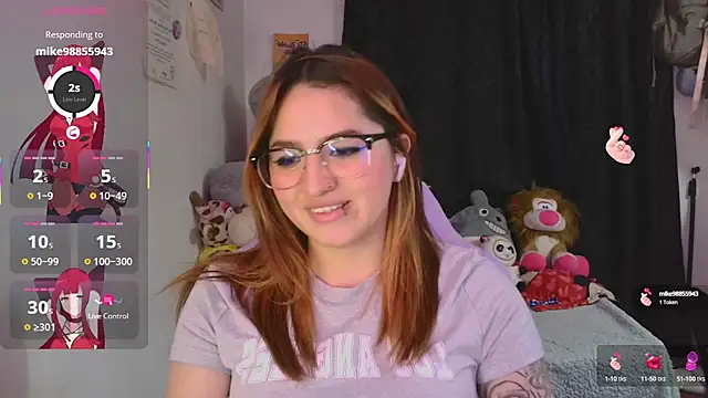 Snapshot of lucycherry__ chatting on 1, 10, 2025 lucycherry online show from 1, 10, 2025