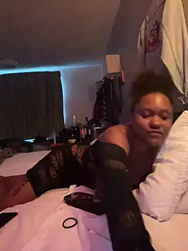 PrettyGal Tingz online show from 25, 1, 2025