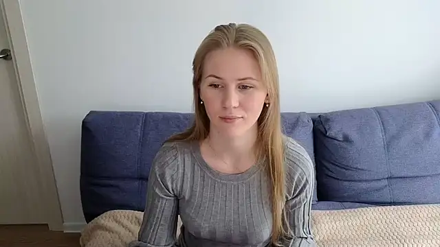 IsabelAllen online show from 12, 3, 2025