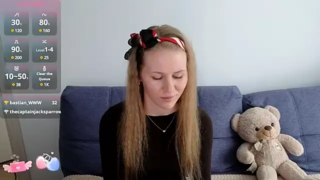 IsabelAllen online show from 5, 3, 2025