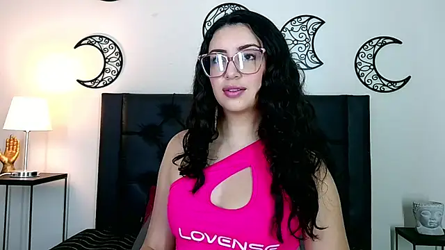 EvoletFMK online show from 3, 11, 2025