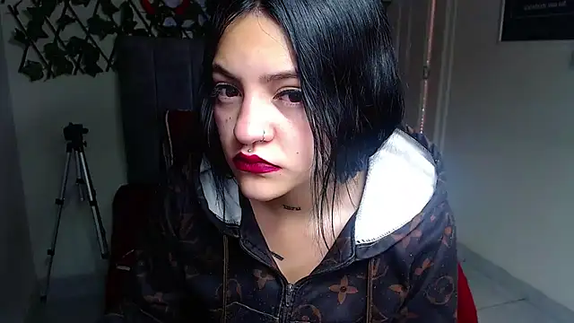 Snapshot of Violettasquirt chatting on 30, 5, 2026 Violettasquirt online show from 30, 5, 2026