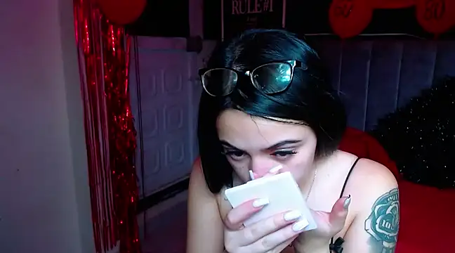 Violettasquirt online show from 27, 2, 2025