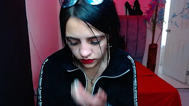 Violettasquirt online show from 20, 10, 2025