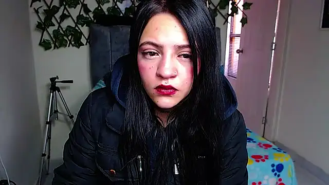 Violettasquirt online show from 24, 7, 2026