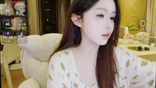 Hazel-11 online show from 3, 12, 2025