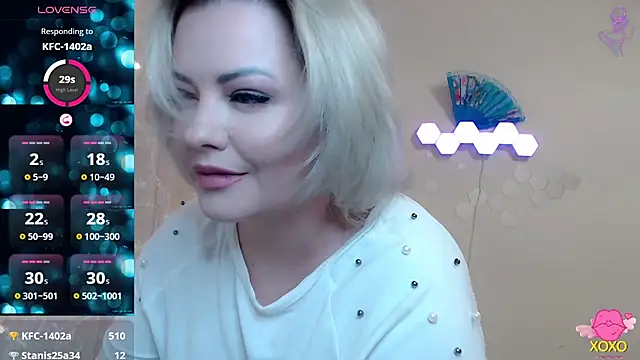 Snapshot of JewellKiss7 chatting on 24, 4, 2026 JewellKiss7 online show from 24, 4, 2026
