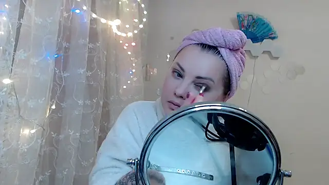 Snapshot of JewellKiss7 chatting on 5, 4, 2026 JewellKiss7 online show from 5, 4, 2026