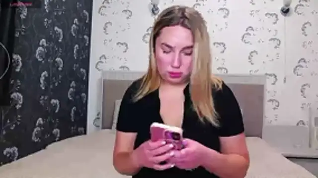 Snapshot of KisssAmmeli chatting on 14, 11, 2025 KisssAmmeli online show from 14, 11, 2025