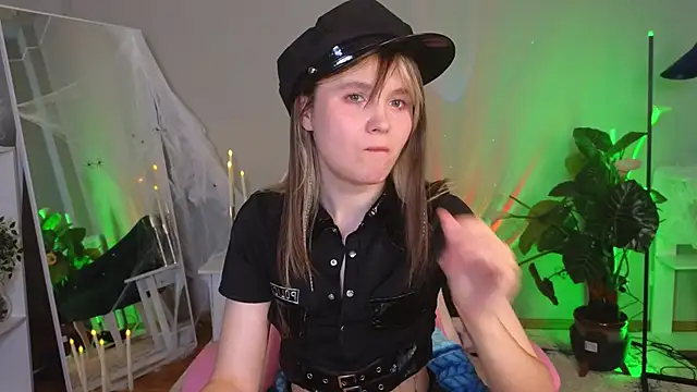 CiriRianonn online show from 26, 10, 2025