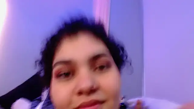 fabiana hot couple online show from 21, 2, 2025