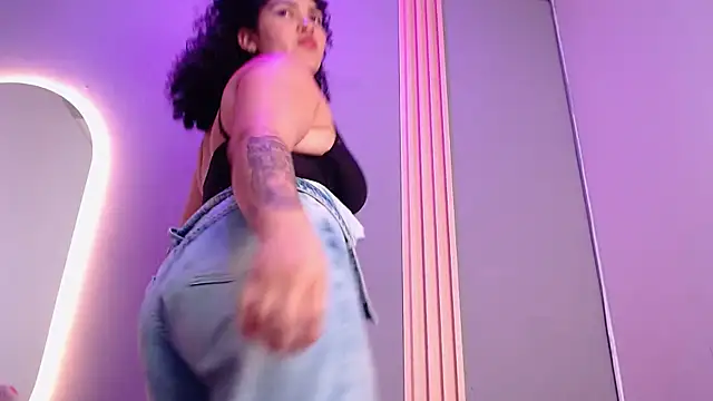 fabiana hot couple online show from 17, 3, 2025