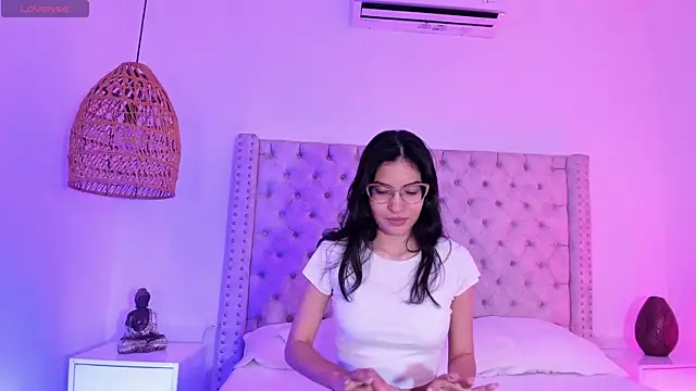 Cameron cutee online show from 2, 3, 2025