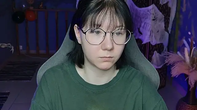 Snapshot of NancyMartinez chatting on 23, 10, 2025 NancyMartinez online show from 23, 10, 2025