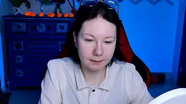 Snapshot of NancyMartinez chatting on 31, 10, 2025 NancyMartinez online show from 31, 10, 2025