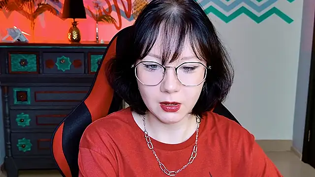 Snapshot of NancyMartinez chatting on 14, 10, 2025 NancyMartinez online show from 14, 10, 2025