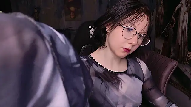 Snapshot of NancyMartinez chatting on 15, 11, 2025 NancyMartinez online show from 15, 11, 2025