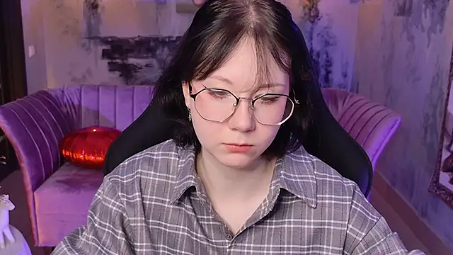 Snapshot of NancyMartinez chatting on 17, 10, 2025 NancyMartinez online show from 17, 10, 2025