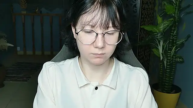 Snapshot of NancyMartinez chatting on 3, 11, 2025 NancyMartinez online show from 3, 11, 2025