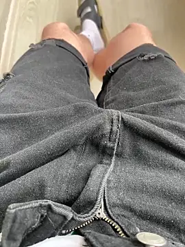 red red00 online show from 6, 3, 2026