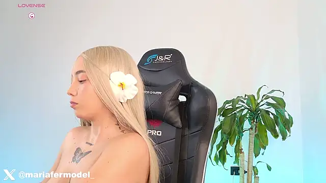Mariafer05 online show from 10, 7, 2026
