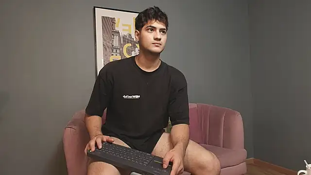 Snapshot of Mark_Evans1_ chatting on 14, 11, 2025 Mark Evans1 online show from 14, 11, 2025