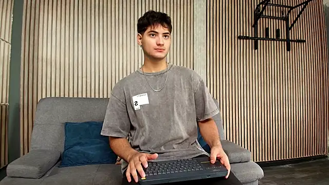 Snapshot of Mark_Evans1_ chatting on 11, 11, 2025 Mark Evans1 online show from 11, 11, 2025