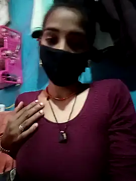 Snapshot of Poojashrma33 chatting on 16, 2, 2025 Poojashrma33 online show from 16, 2, 2025
