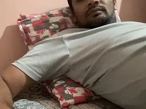 Snapshot of NiceBoy9099 chatting on 24, 10, 2025 NiceBoy9099 online show from 24, 10, 2025