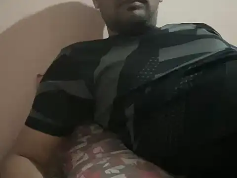 Snapshot of NiceBoy9099 chatting on 19, 2, 2026 NiceBoy9099 online show from 19, 2, 2026