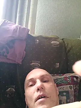 Pineapple04 online show from 21, 12, 2025