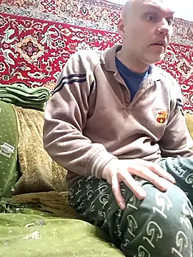 Pineapple04 online show from 14, 4, 2026