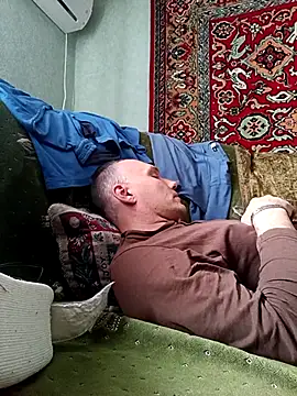 Pineapple04 online show from 9, 10, 2025