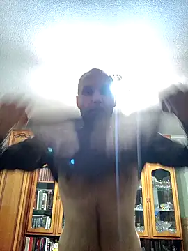 Pineapple04 online show from 8, 10, 2025