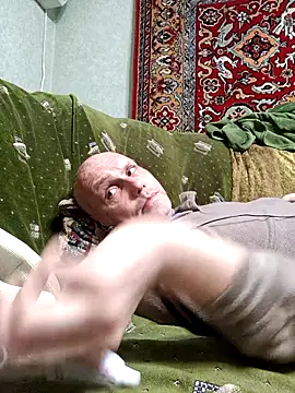 Pineapple04 online show from 12, 4, 2026