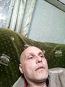 Pineapple04 online show from 19, 4, 2026