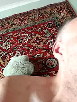 Pineapple04 online show from 9, 9, 2025