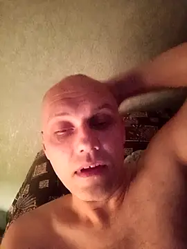 Pineapple04 online show from 23, 10, 2025