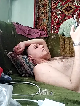Pineapple04 online show from 3, 3, 2025