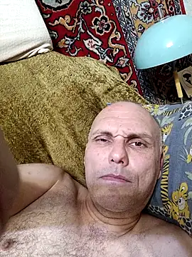 Pineapple04 online show from 29, 10, 2025