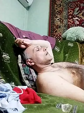 Pineapple04 online show from 8, 3, 2025