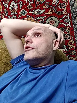 Pineapple04 online show from 10, 4, 2026