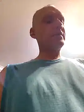Pineapple04 online show from 20, 9, 2025