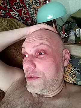 Pineapple04 online show from 12, 4, 2026