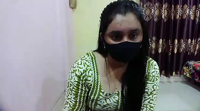 Snapshot of LovelyRose69 chatting on 1, 12, 2024 LovelyRose69 online show from 1, 12, 2024