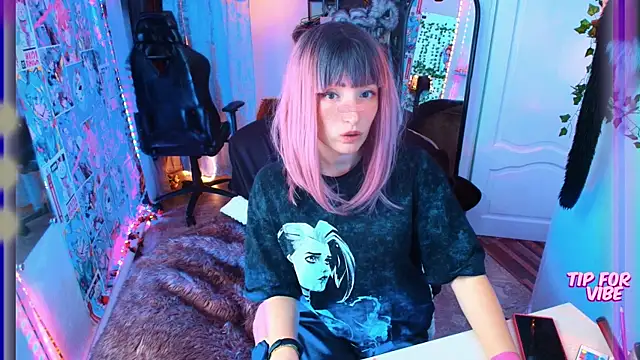 Toxic Ellies online show from 22, 3, 2025