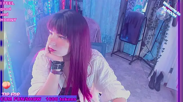 Toxic Ellies online show from 6, 2, 2025