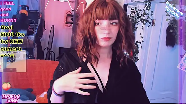 Toxic Ellies online show from 13, 2, 2025