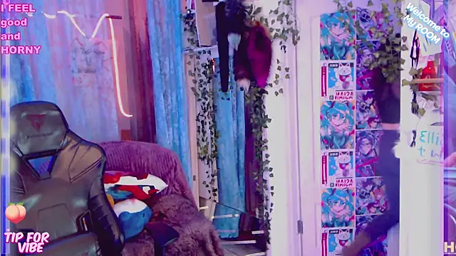 Toxic Ellies online show from 4, 2, 2025